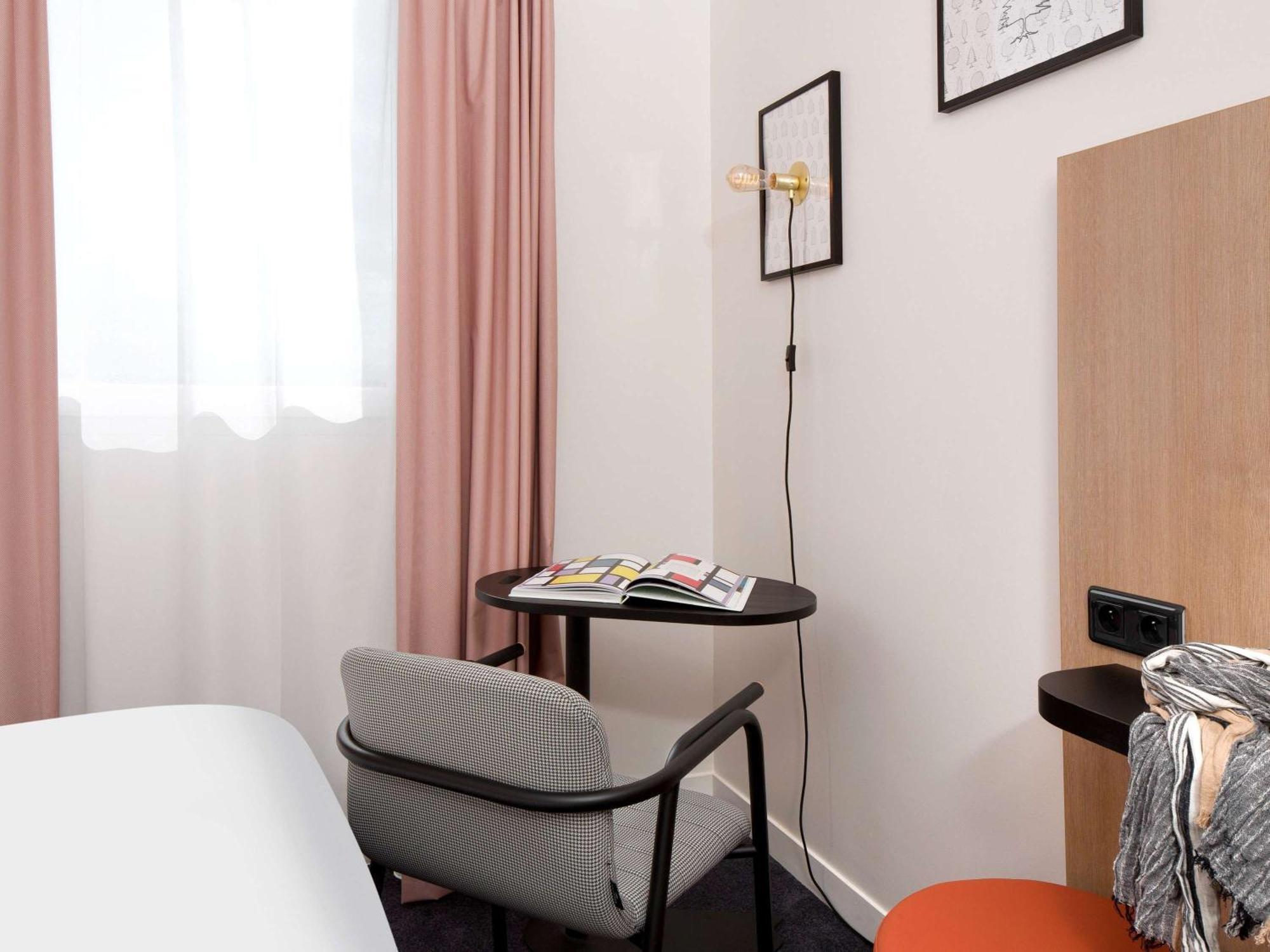 Hotel Ibis Styles Montargis Arboria Pannes  Экстерьер фото