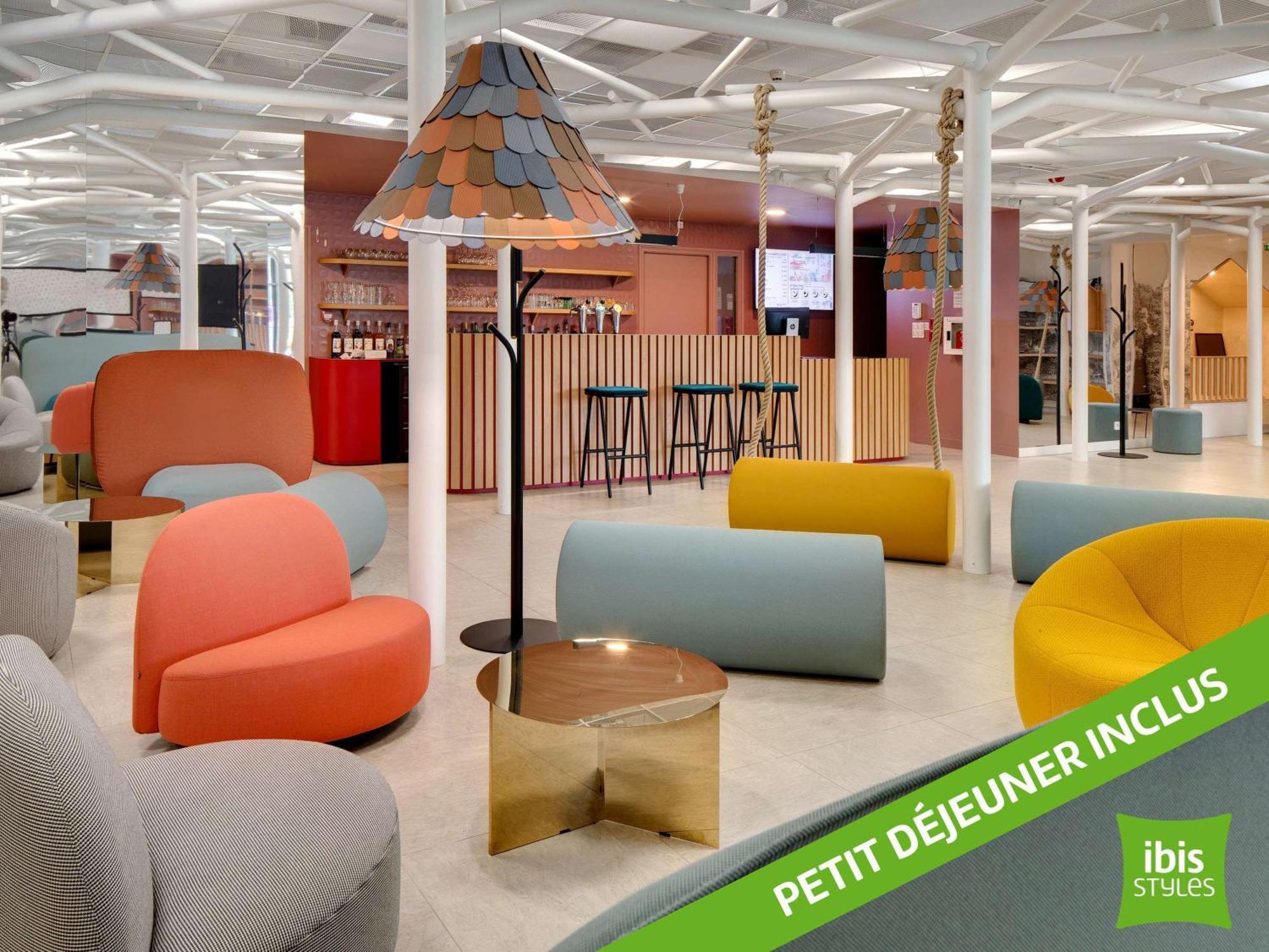 Hotel Ibis Styles Montargis Arboria Pannes  Экстерьер фото
