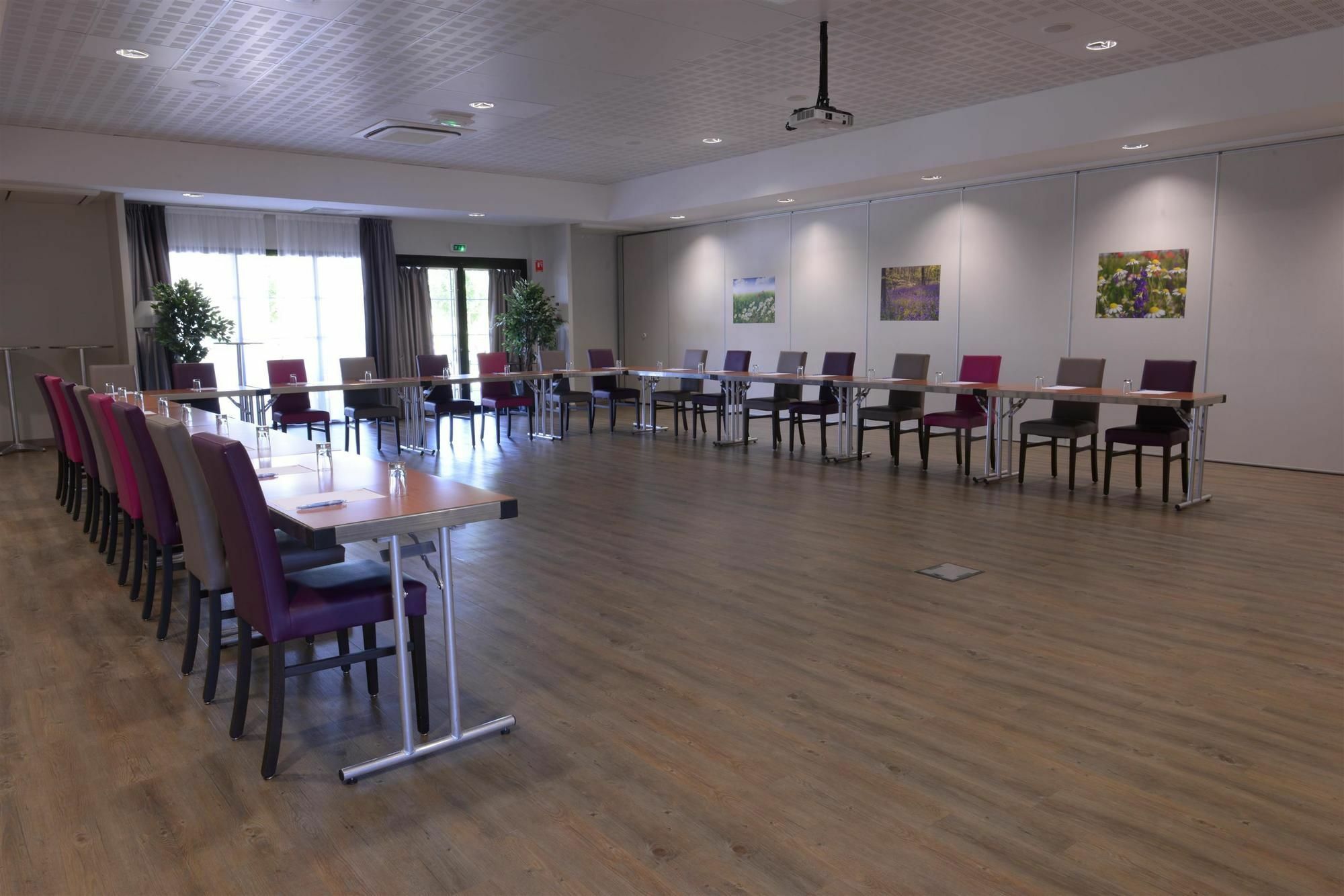 Hotel Ibis Styles Montargis Arboria Pannes  Экстерьер фото